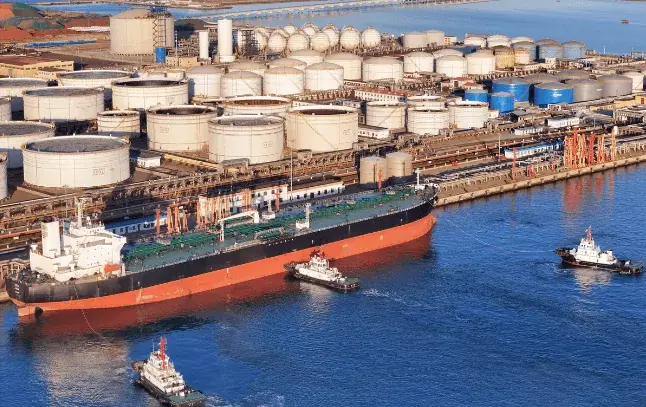 Port petrolier cfotonurphotonurphoto via afp
